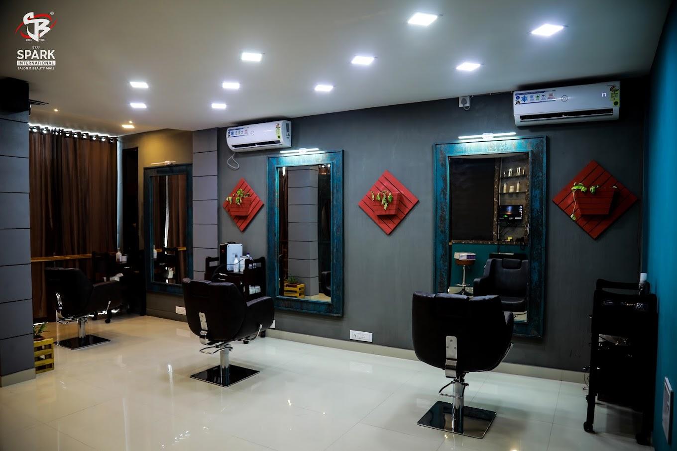 Spark Unisex Salon & Beauty